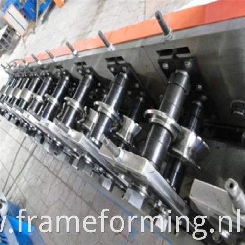  Shutter Roll Forming Machine System--roll forming mashine1